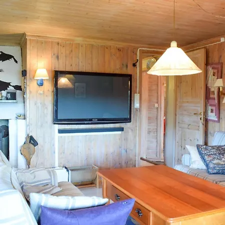 Gorgeous In With Kitchen Holiday home *