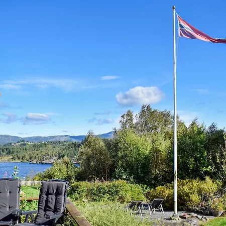 Gorgeous In With Kitchen